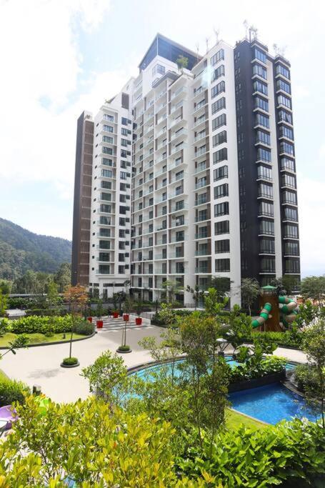 Premier Suite Cozy Home Midhills Genting 6-10 Pax Free Wifi Genting Highlands Exteriör bild